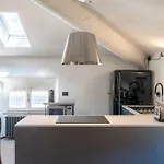 Apartman Casa Cometa Designer Attic