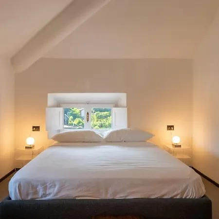 Casa Cometa Designer Attic 公寓 *
