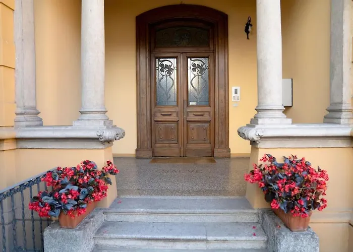 Casa Cometa Designer Attic